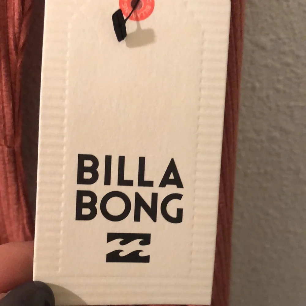 Billabong nineties romance with throwback rib knit w/ sweetheart neckline. - Picture 5 of 6